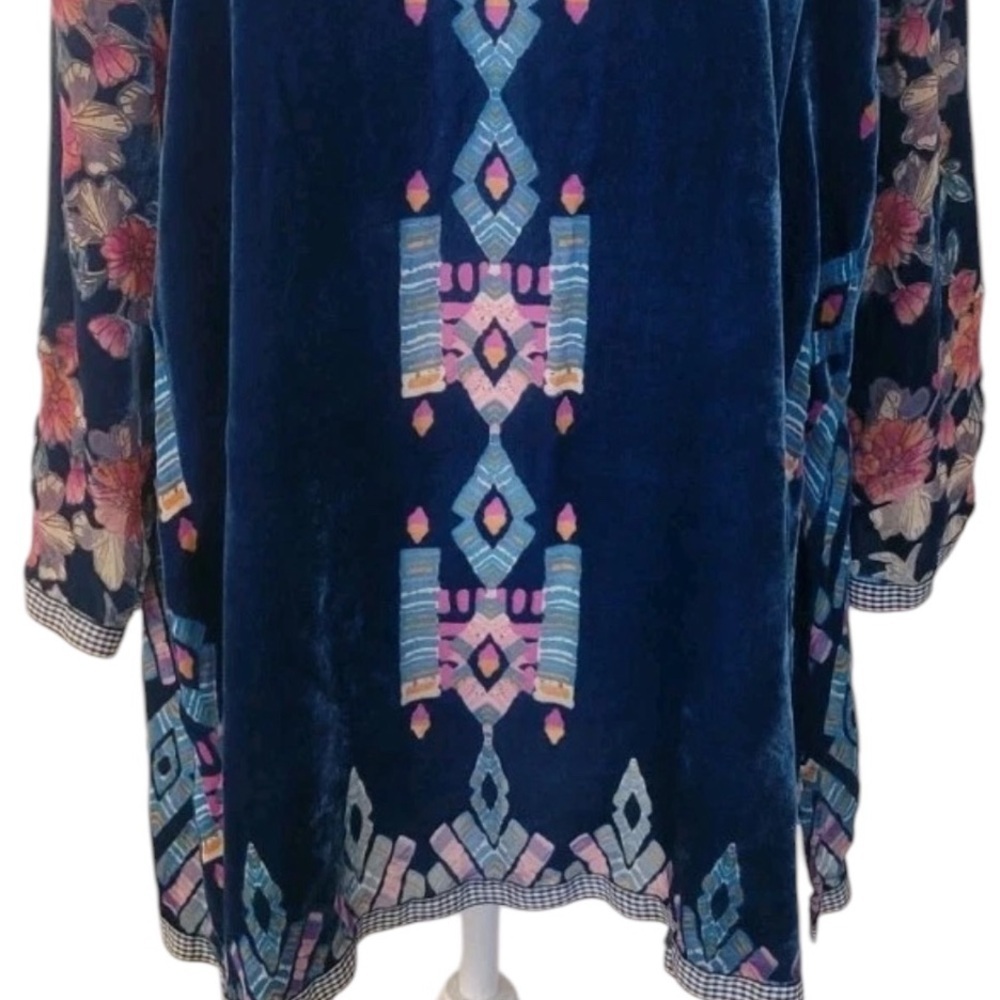 Johnny Was Fabiana Aztec silk velvet Burnout tunic NWT - Picture 9 of 13